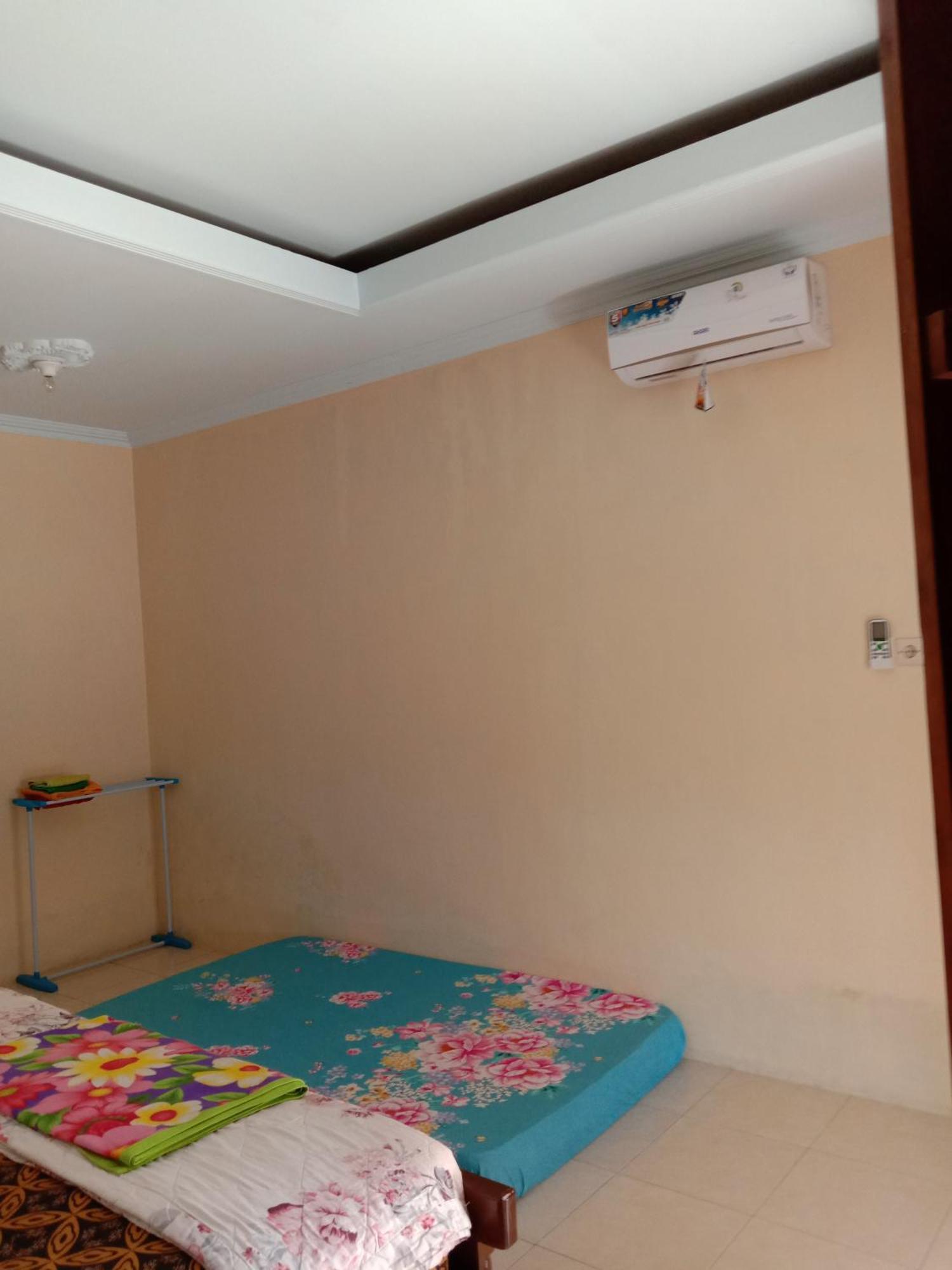 Penginapan Rumah Ukhi